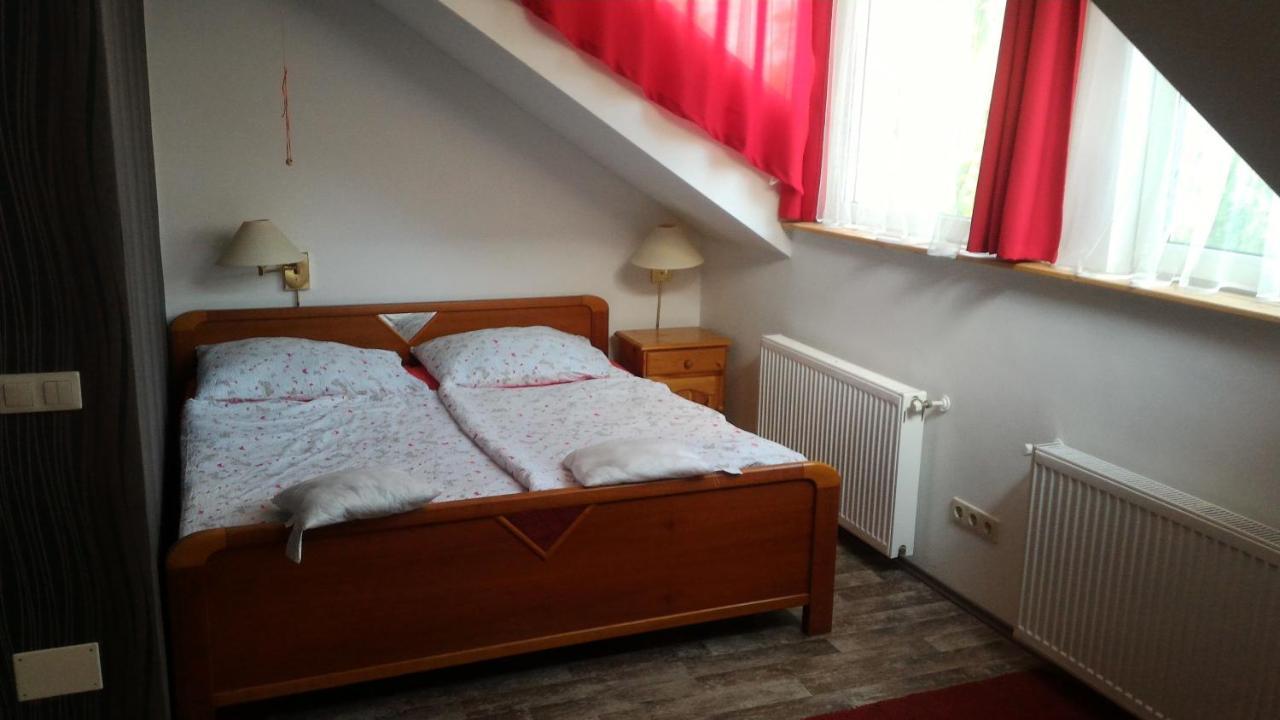 Patak28 Apartmanok Sopron Ngoại thất bức ảnh