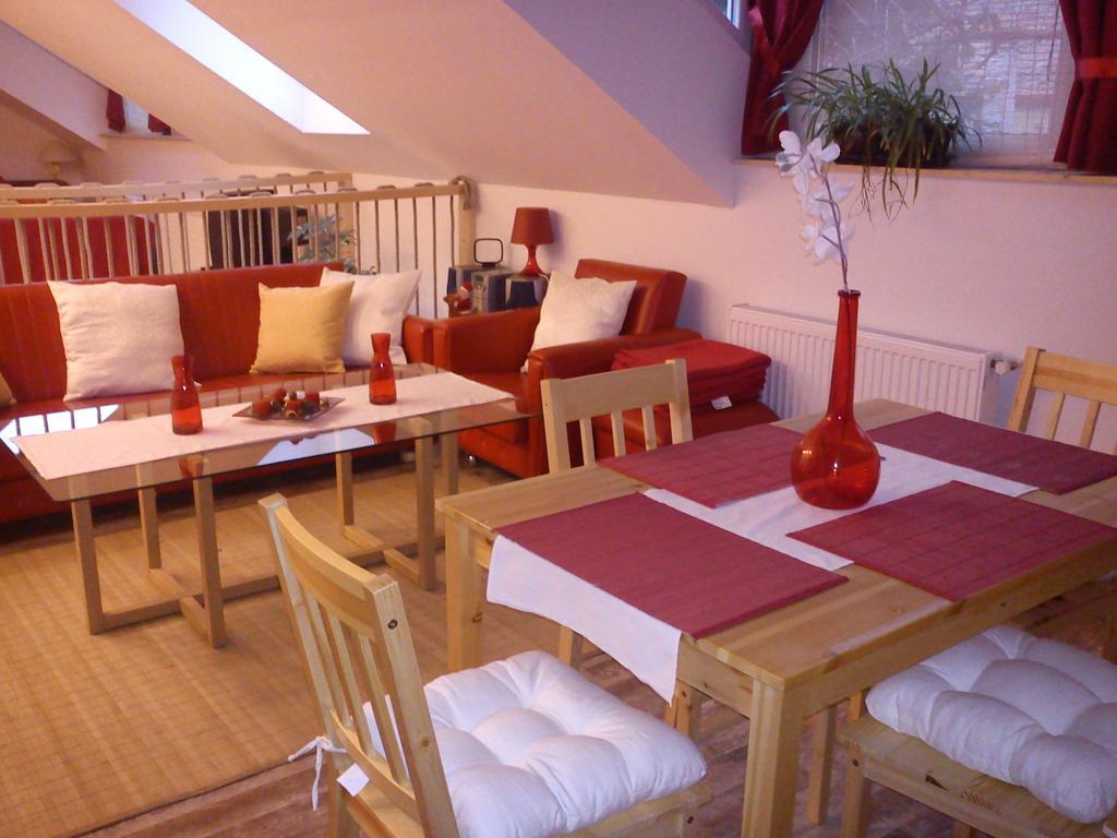 Patak28 Apartmanok Sopron Phòng bức ảnh